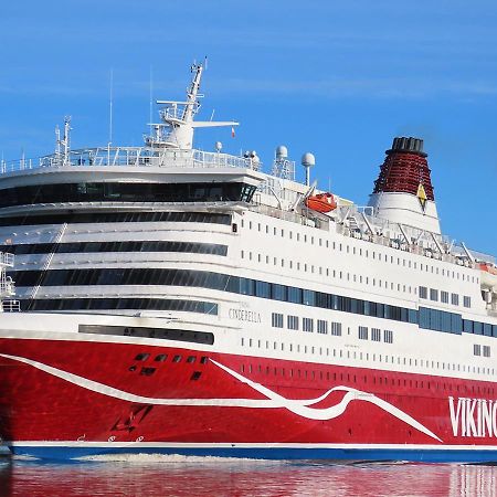 Viking Line Ferry Viking Cinderella - 2-Night Cruise Stockholm-Helsinki-Stockholm Hotel Екстериор снимка