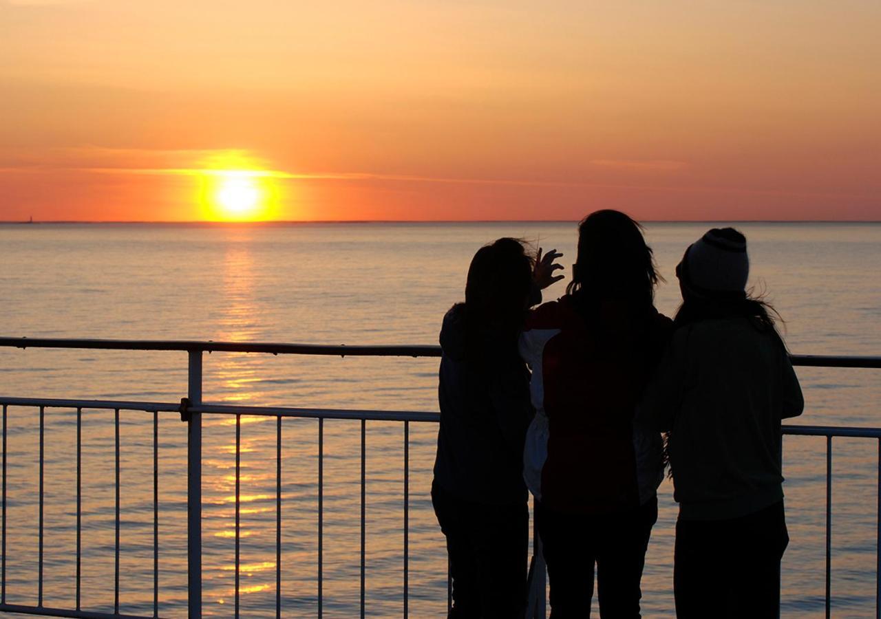 Viking Line Ferry Viking Cinderella - 2-Night Cruise Stockholm-Helsinki-Stockholm Hotel Екстериор снимка
