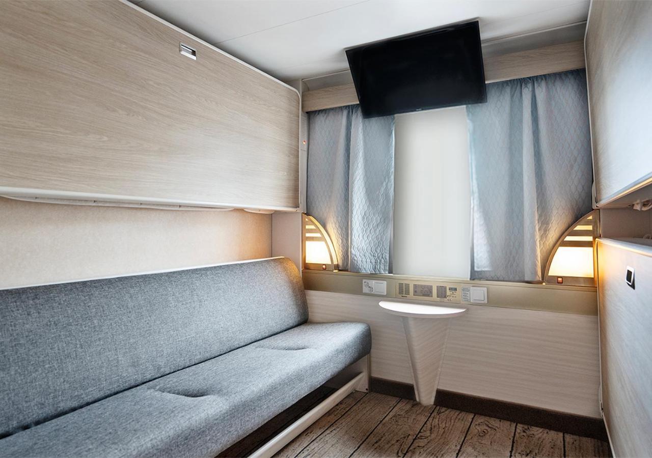 Viking Line Ferry Viking Cinderella - 2-Night Cruise Stockholm-Helsinki-Stockholm Hotel Стая снимка