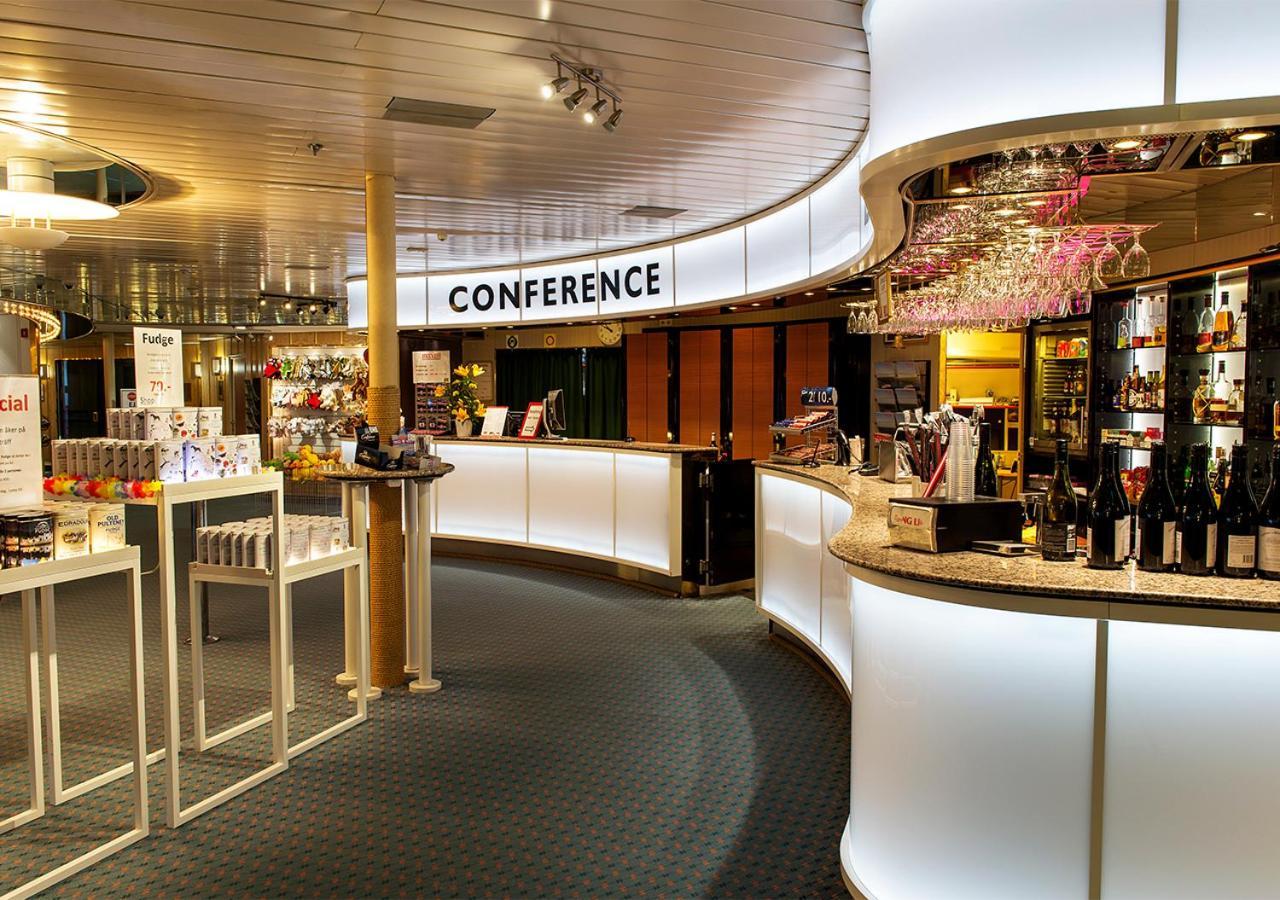 Viking Line Ferry Viking Cinderella - 2-Night Cruise Stockholm-Helsinki-Stockholm Hotel Екстериор снимка