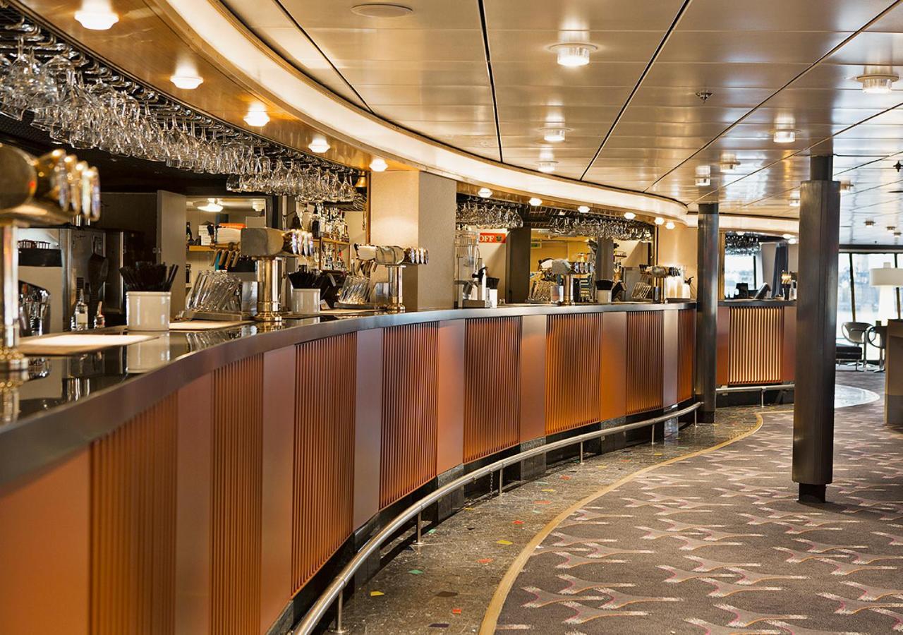 Viking Line Ferry Viking Cinderella - 2-Night Cruise Stockholm-Helsinki-Stockholm Hotel Екстериор снимка