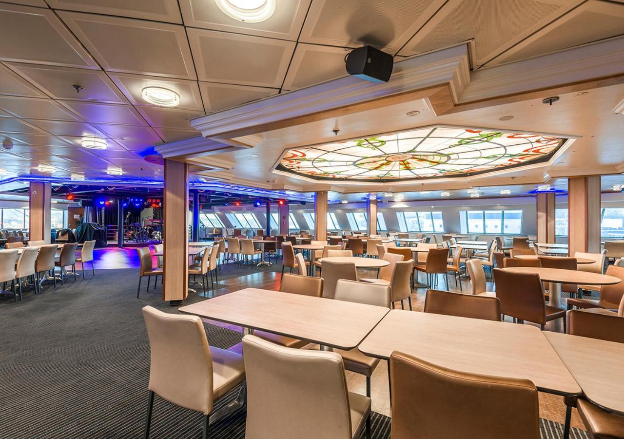 Viking Line Ferry Viking Cinderella - 2-Night Cruise Stockholm-Helsinki-Stockholm Hotel Екстериор снимка